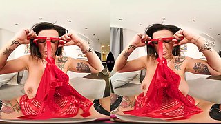 Hot Diana Gilli Is Horny And Needs Her Pussy To Be Filled - VRSexperts