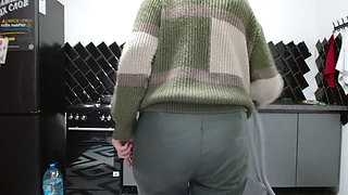 I'll show your ass so that you lick your fill