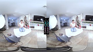 Catalina Cruz - Naughty Christmas 5k Vr