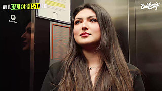 Mari Baianinha in Pecado Capital da California TV
