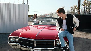 A couple has sex in the car with Parker Ambrose and Justine Jakobs