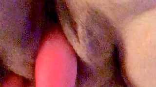 Amateur wife plays with pussy