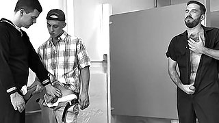 Gang Fun In The Rest Room - Leo Donato, Billy Ramos, Josh Stone, Franco Scott