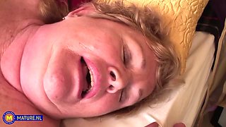 Curvy Grandma Gets A Good Pussy Pounding From Her Younger Boyfriend - MatureNl