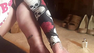 Feet Play