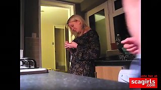Amateur Wife Want To Fuck In Kitchen - LostFucker