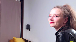 Latex Doll Ritzy Rain Takes It Deep in Her Throat and Swallows Piss Without Hesitation