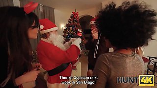 Tabitha Poison, Kiara Lord, Lucas, Axel, and Nikki Nuttz get naughty in Santa's Compilation Hunt4K - Christmas