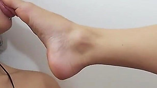 Training a Sub to Swallow My Feet!