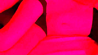 Shared Bed with a Virgin Girl in the Hotel, Fucked Her Pussy First, Fucked Her Hard All Night