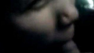Asian Babe Gives Blowjob in a Car - Amateur Indonesian Video