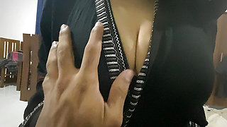 pakistani Bigboobs pressing style