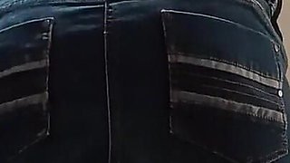 My Coworker Is Fucking Me Riskily in the Hallway