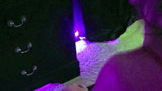 Amateur webcam toying wet pussy