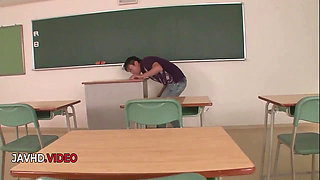 Sultry JAV Star Kyo Ka Gives School Blowjob Fantasy Fulfillment