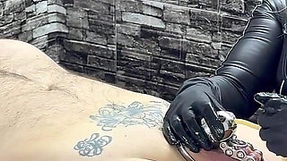 Empressbellasadic and Slave in Chastity