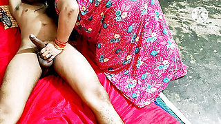 Desi wife kissed by her boyfriend Desi chudai