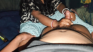 Desi hot mallu aunty blowjob with handjob with big bob fucking