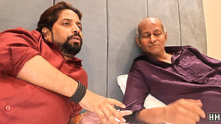 Old Father in law and step son hardcore sex with her step daughter Tejaswini bhabhi thresome and foursome gangbang video