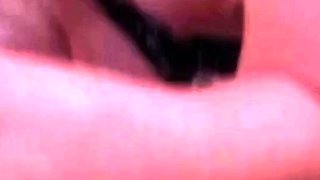 Deutsche Amateur-Blondine im Bikini Blowjob und Gesichtsbesa