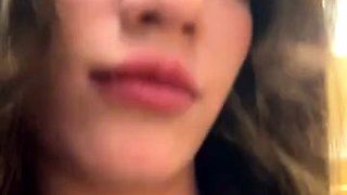 Shy_priincess masturbates in public