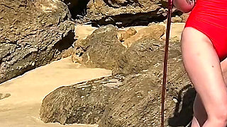 Sjambok on the Beach. Summer Holiday in South Africa Part 1