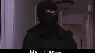 MaleIcons.com - Andrew's aggressive culo catapulting leading to an explosive climax