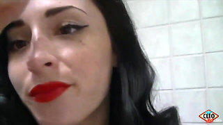 Cleo Naughty Bathroom Solo