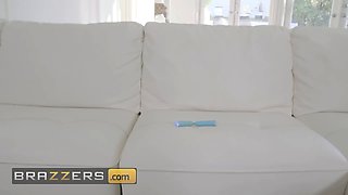 Holly Hotwife & Charli Phoenix both squirt on each other after getting banged by Manuel Ferrara - brazzers
