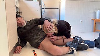Naughty MILF blowjob filthy xxx movie
