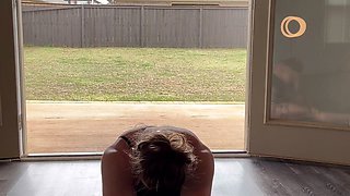 Stretch with Simone Steele