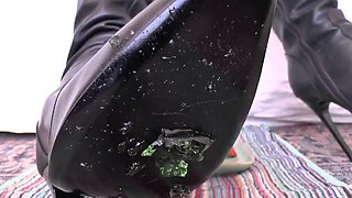 Smoking Mistress and Green Dessert From Boot Soles, POV Clip, Lady Victoria Valente in German