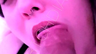 Amateur hands free close up blowjob