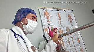 Student takes admission exam at gynecologist!