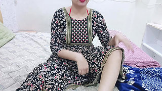 My Younger Step Sister Was Alone in the Room, I Also Went to Her Room and Fucked Her Pussy at Night