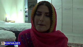 Arab Cuckold Housewife Loves to Ride Huge BBC