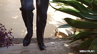 A Wet Lunch Break - MENatPLAY