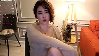 Amateur redhead Jacqueline with glasses masturbates