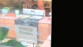 voyeuring booty stepdaughter in kitchen