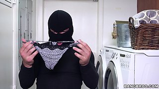 Cheating wife Sara Jay enjoys getting fucked by a masked man