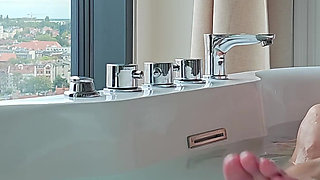 Fun in the Bubble Bath - a Foretaste