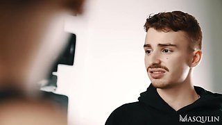 Hoe, Hoe, Hoe! - Bro Network