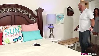 Nikki Nicole Hot Teen Gets Fucked Hard by Older Dad Bod