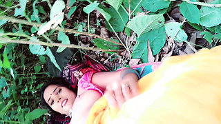 Indian Desi Newly Married Girl Wants to Have Outdoor Sex Full Hindi Audio