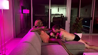 Amateur couple fucking and girlfriend gives a blowjob