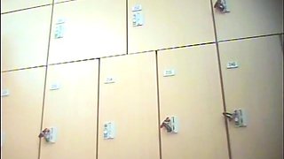 Amateur french girl hidden cam