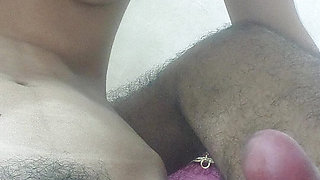 Desi girl enjoyed full nude at her house