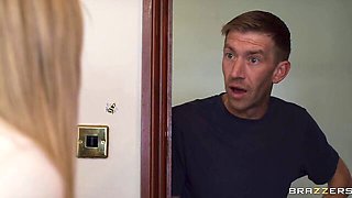 Oral scene with fairytale Ella Jasmine from Brazzers Exxtra