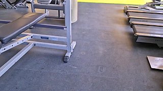 Personal trainer showed me the best way to train my body with sex