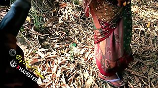 Indian Desi Sex In Jungle Fuck Hindi Audio With Village Outdoor